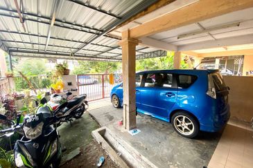 Taman Dahlia, Sepang