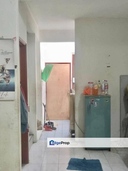 FREEHOLD 2 Storey Tmn Dahlia Bdr Baru Salak Tinggi Sepang Selangor, Selangor, Sepang