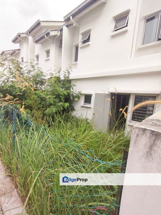 FREEHOLD Double Storey 96 Residence  Greenwoods Salak Perdana Bandar Baru Salak Tinggi, Selangor, Sepang