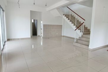 Bandar Baru Salak Tinggi