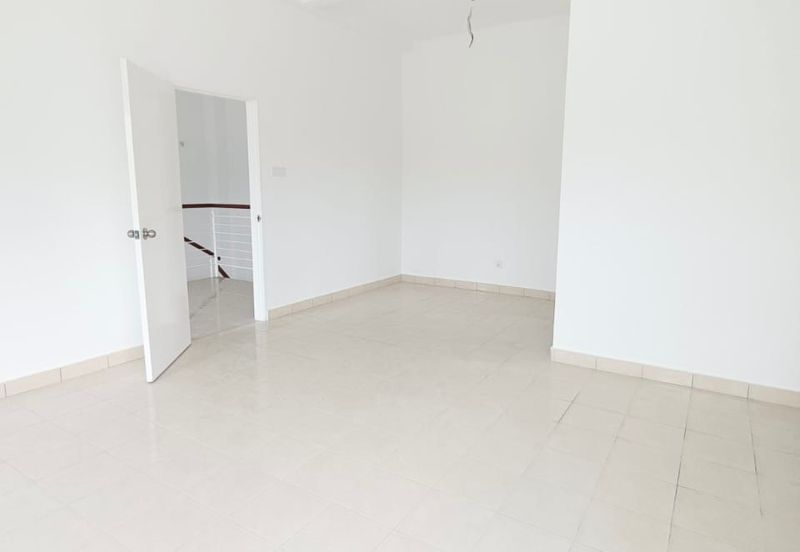 Bandar Baru Salak Tinggi