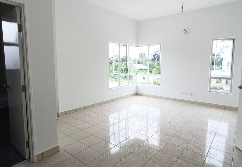 Bandar Baru Salak Tinggi