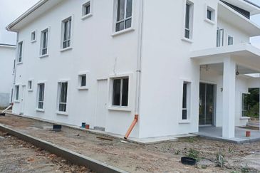 Bandar Baru Salak Tinggi