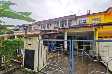 Pusat Bandar Putra Permai