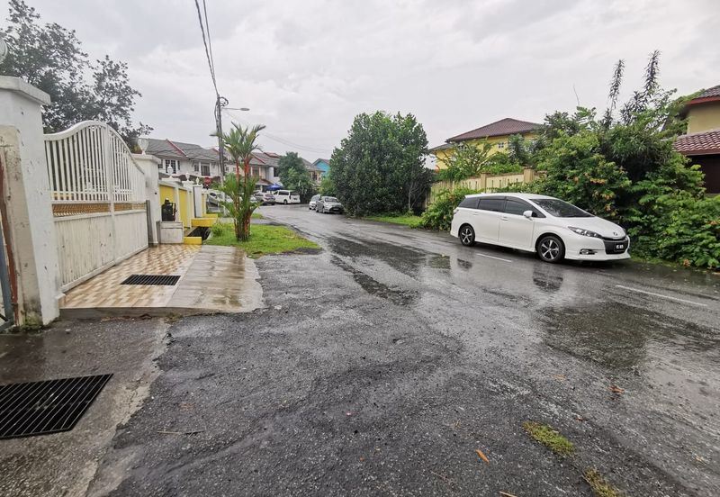 Pusat Bandar Putra Permai