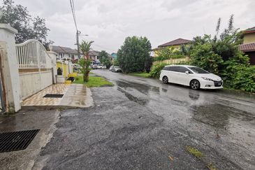 Pusat Bandar Putra Permai