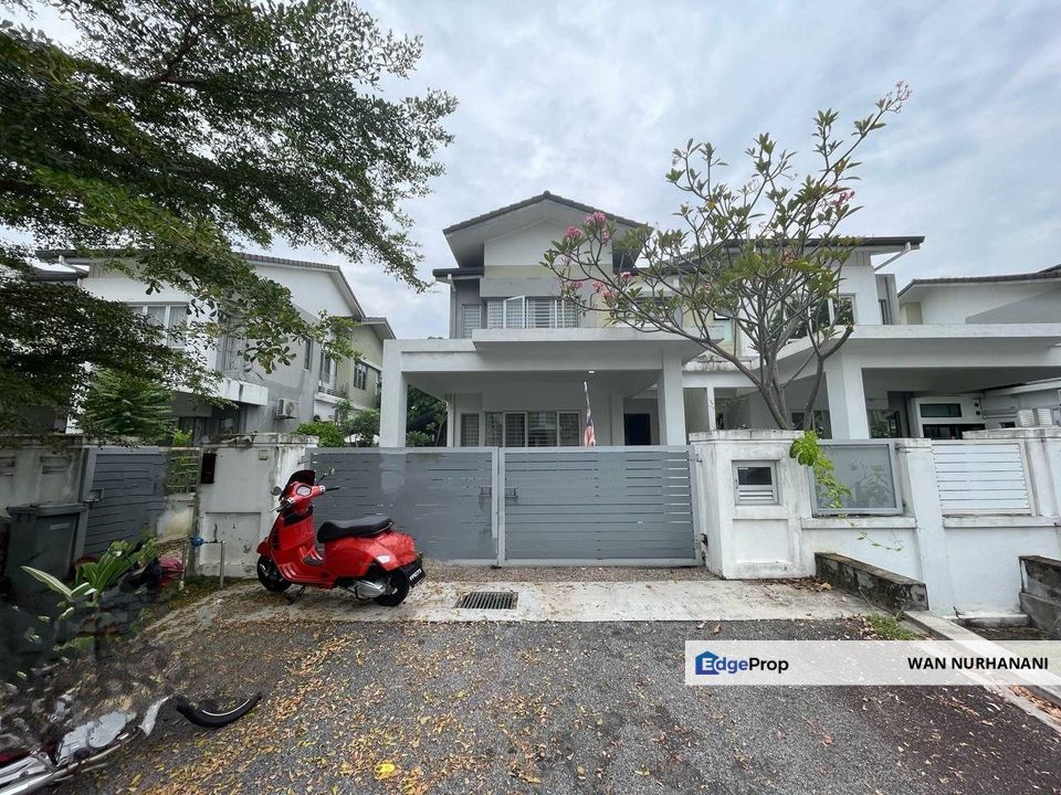 RENOVATED Semi D Cluster Legundi Residensi Bandar Seri Putra Bangi, Selangor, Kajang