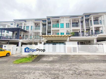 RENOVATED 2.5 Storey Taman Nusa Idaman Desa Putra Sg Merab Kajang, Selangor, Kajang