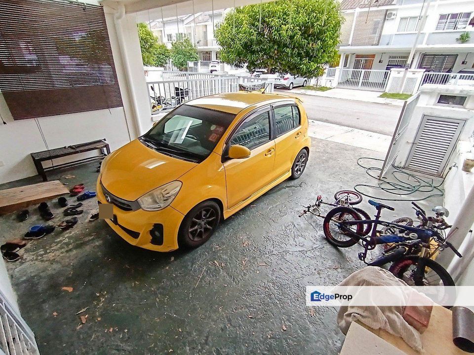 FREEHOLD Double Storey 96 Residence Greenwoods Salak Perdana Bandar Baru Salak Tinggi, Selangor, Dengkil