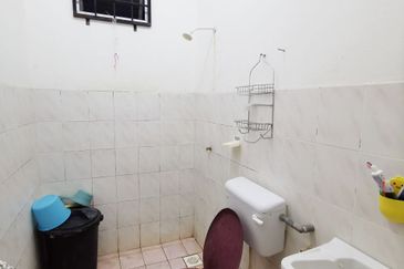 Desa Pinggiran Putra