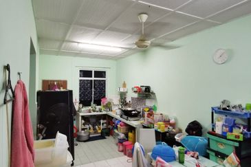 Desa Pinggiran Putra