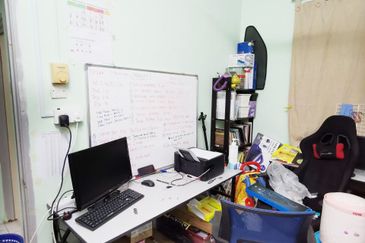 Desa Pinggiran Putra