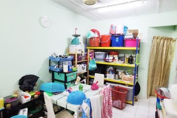 Desa Pinggiran Putra