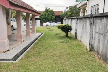 Desa Pinggiran Putra