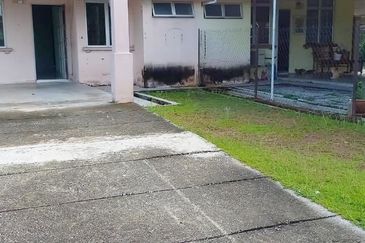 Desa Pinggiran Putra