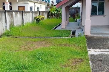 Desa Pinggiran Putra