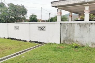 Desa Pinggiran Putra