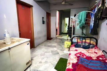 NEAR TOL BANGI GATEWAY MALL FIRST FLOOR Perkasa Shop Apartment Seksyen 15 Bandar Baru Bangi