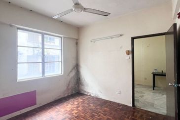 GOOD FOR INVESTMENT FIRST FLOOR Perkasa Shop Apartment Seksyen 15 Bandar Baru Bangi