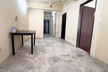 GOOD FOR INVESTMENT FIRST FLOOR Perkasa Shop Apartment Seksyen 15 Bandar Baru Bangi