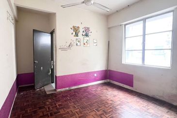 GOOD FOR INVESTMENT FIRST FLOOR Perkasa Shop Apartment Seksyen 15 Bandar Baru Bangi