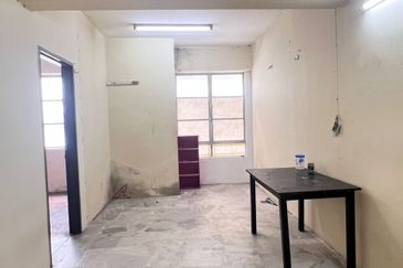 GOOD FOR INVESTMENT FIRST FLOOR Perkasa Shop Apartment Seksyen 15 Bandar Baru Bangi