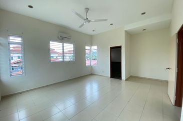 Desa Pinggiran Putra