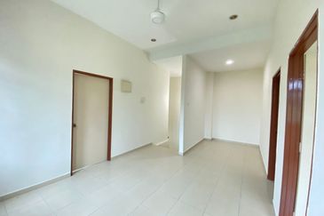 Desa Pinggiran Putra