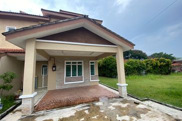 Desa Pinggiran Putra