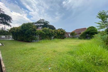 Desa Pinggiran Putra