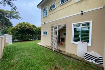 Desa Pinggiran Putra