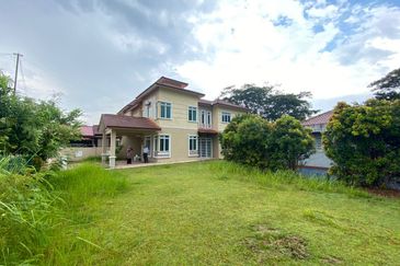 Desa Pinggiran Putra