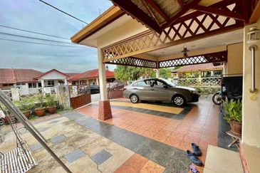 Desa Pinggiran Putra