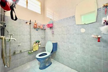 Desa Pinggiran Putra