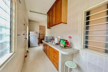 Desa Pinggiran Putra