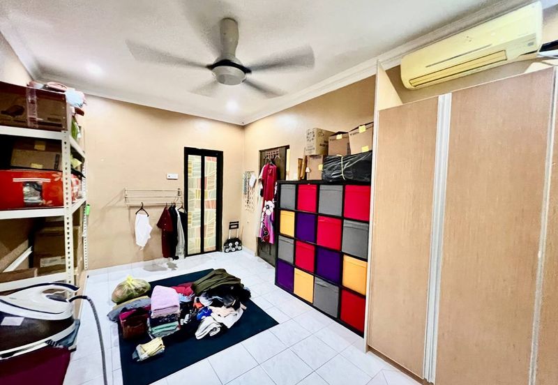 Desa Pinggiran Putra