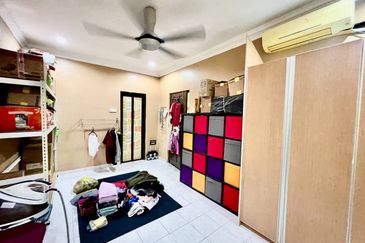 Desa Pinggiran Putra