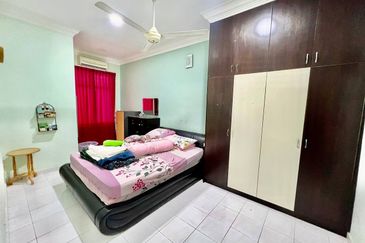 Desa Pinggiran Putra