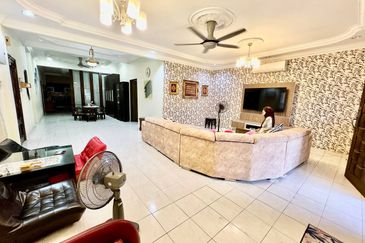 Desa Pinggiran Putra