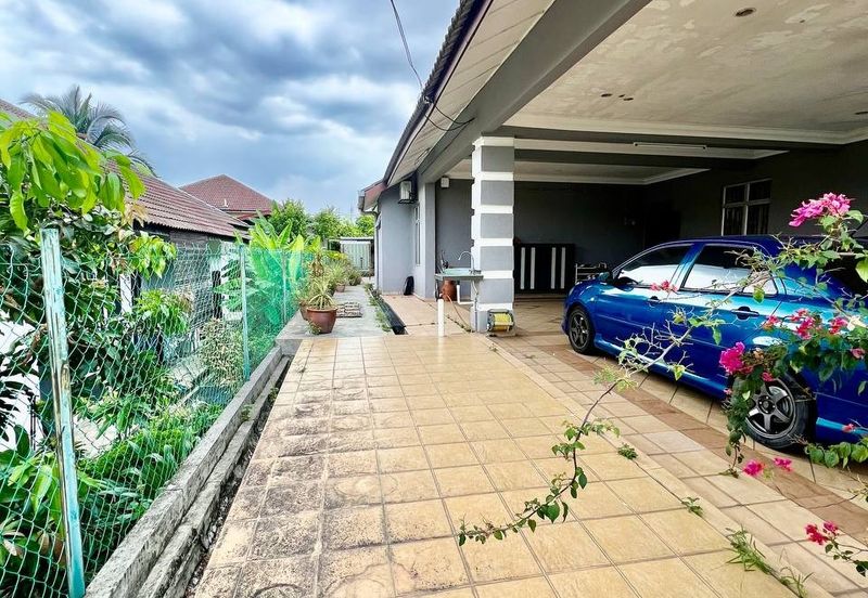 Desa Pinggiran Putra