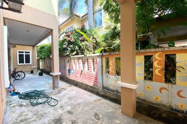 Desa Pinggiran Putra