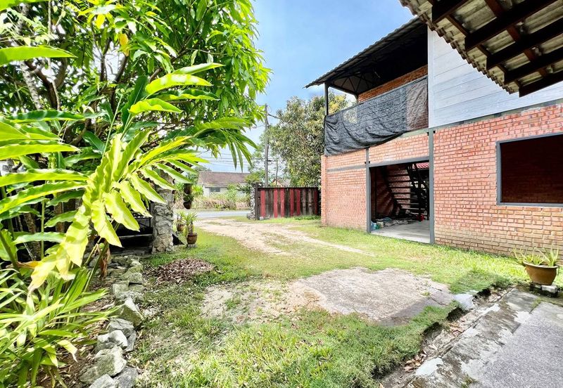 Taman Sri Raya, Batu 9