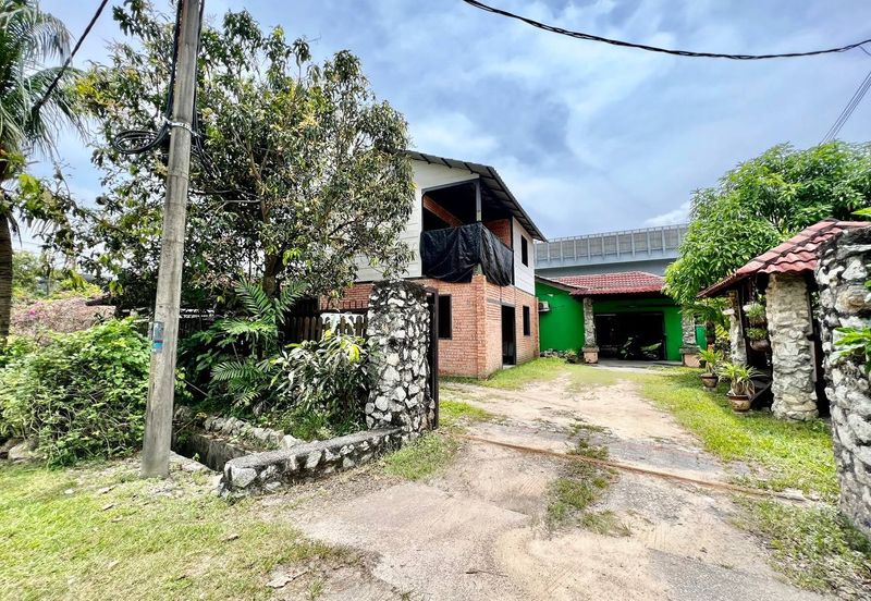 Taman Sri Raya, Batu 9