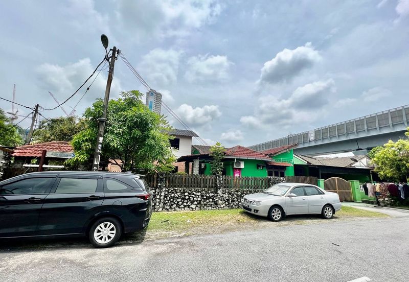 Taman Sri Raya, Batu 9