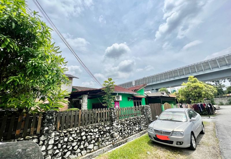 Taman Sri Raya, Batu 9