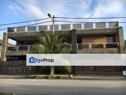 SPACIOUS & MAJESTIC MERGED 2 Storey Semi D House Taman Jelok Impian Kajang , Selangor, Kajang