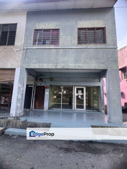 FACING ROAD NEARBY SCHOOL END LOT 2 Storey Shoplot Seksyen 1 Bandar Rinching, Semenyih, Selangor, Semenyih