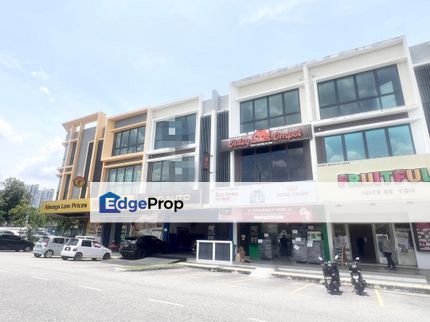 HOT LOCATION FACING MCD EXTRA PARKING First Floor Shoplot Bandar Seri Putra , Selangor, Bangi