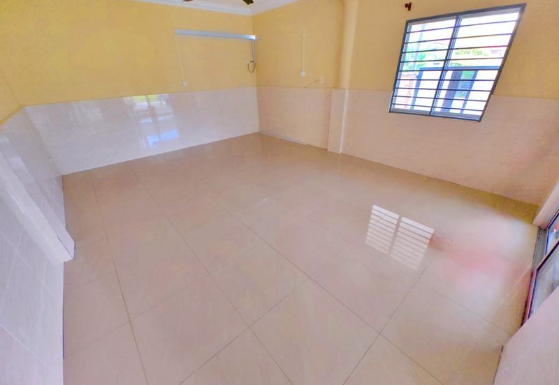 Taman Tasik Semenyih (Lake Residence)