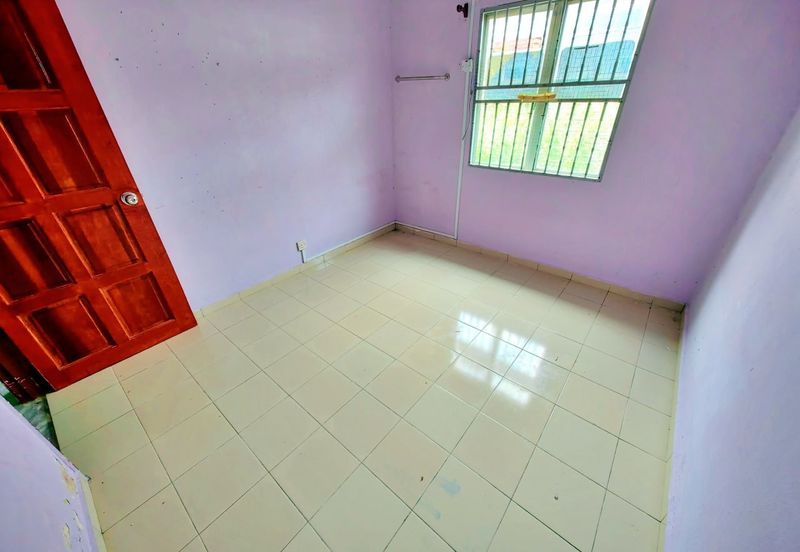 Taman Tasik Semenyih (Lake Residence)